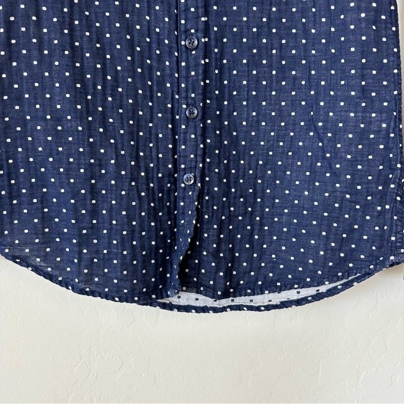 BCBGeneration Blue Chambray Long Sleeve Button Down White Polka Dot Top X Small - Picture 2 of 9